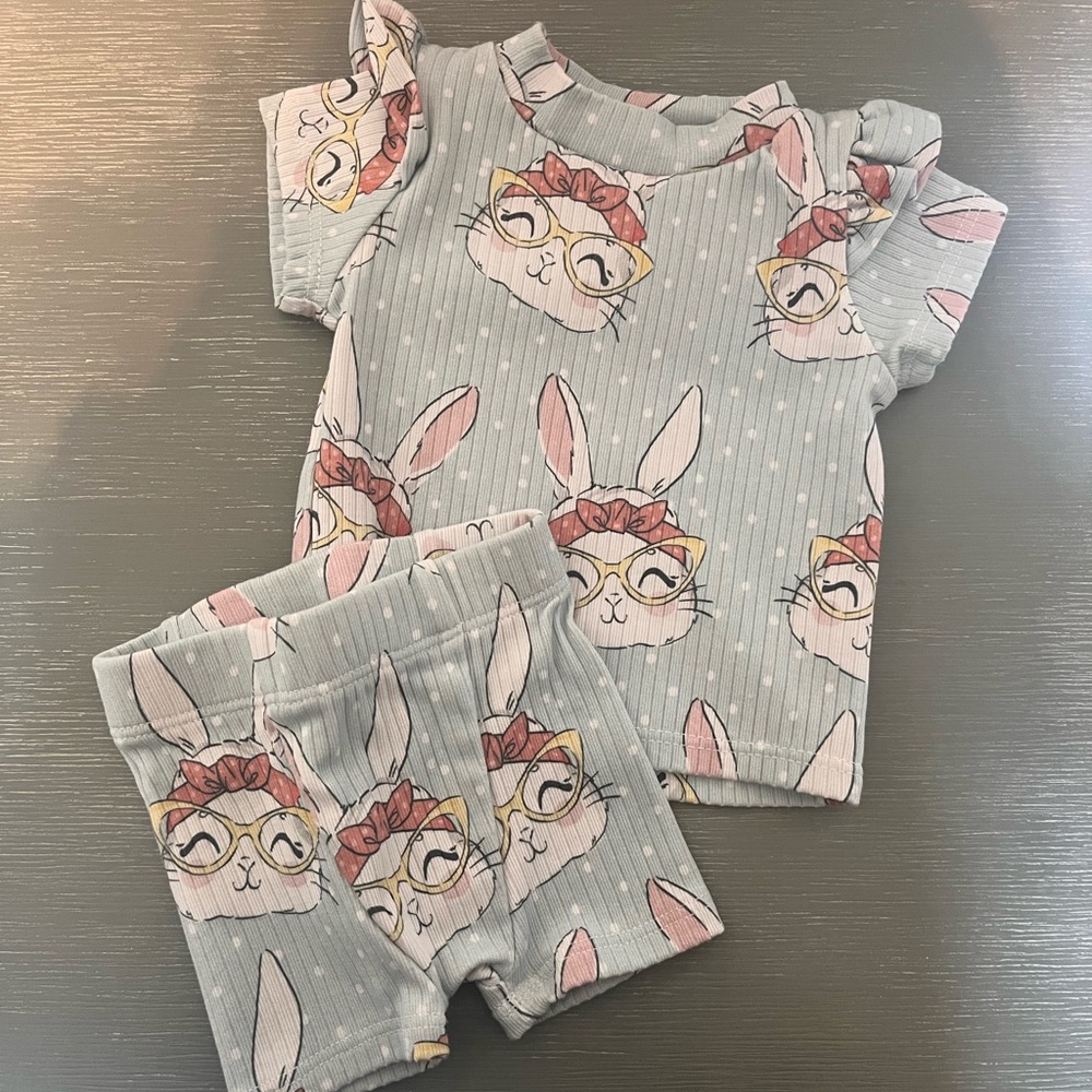 Bunny Made by Molly NB Infant Pajama Set NWOT